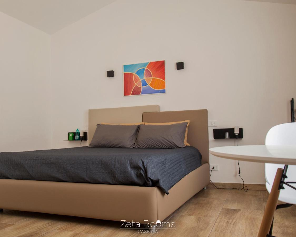 Zeta Rooms Caserta Esterno foto