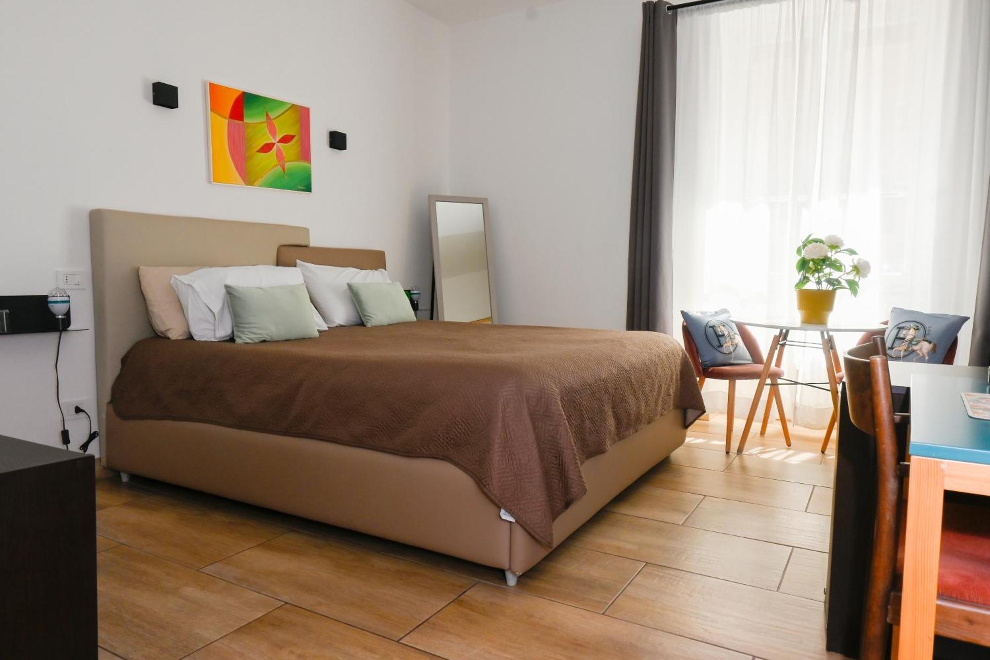 Zeta Rooms Caserta Esterno foto
