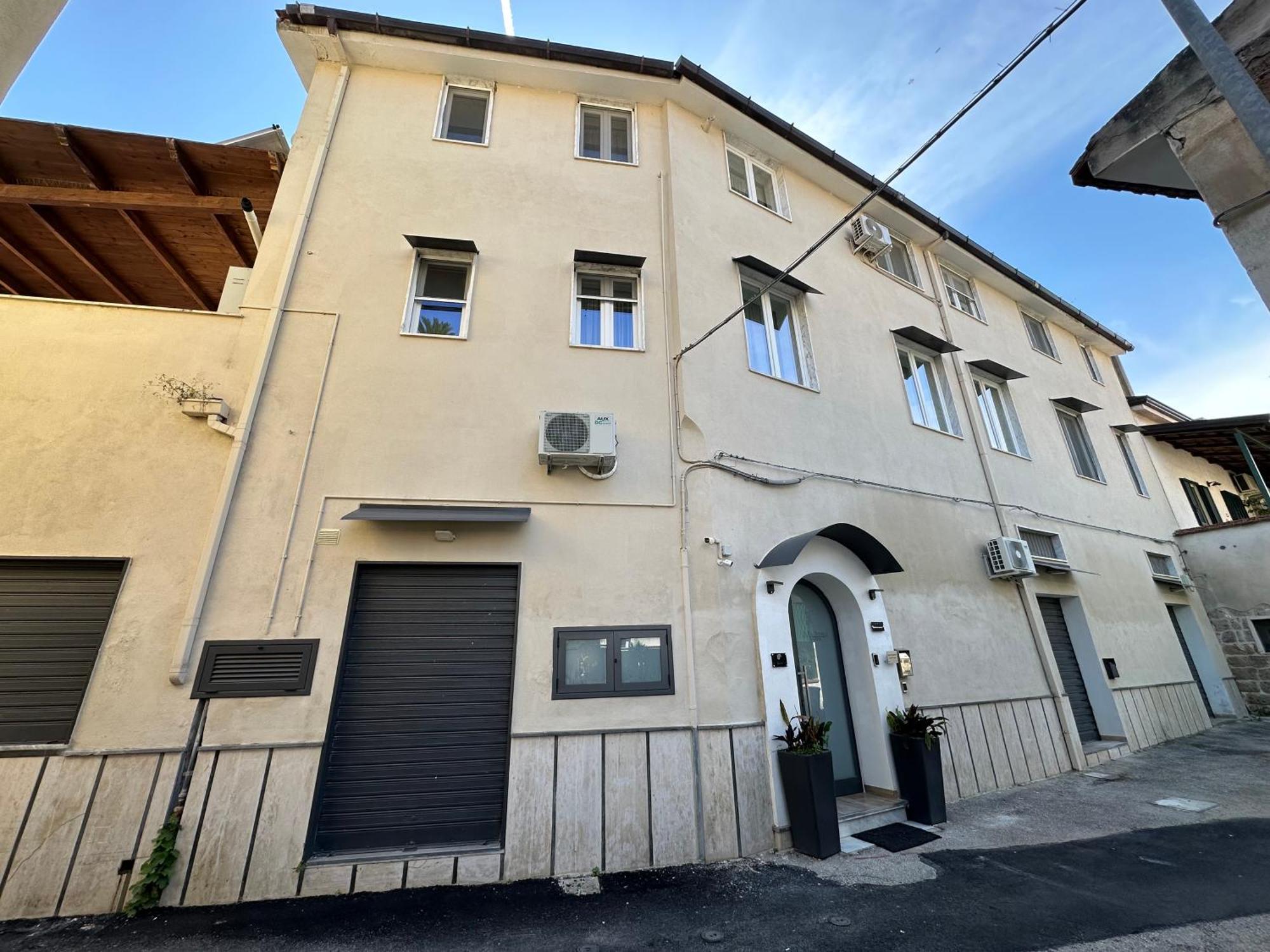 Zeta Rooms Caserta Esterno foto